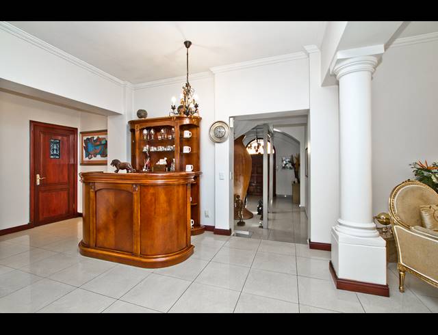 4 BEDROOM HOUSE FOR SALE IN KHYBER ROCK